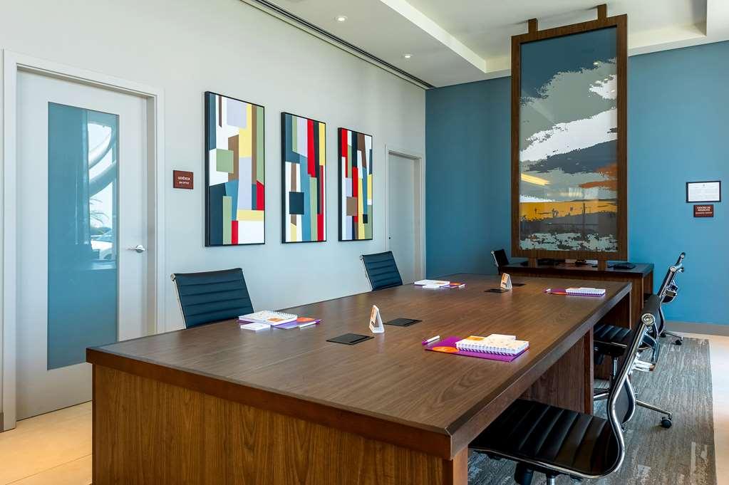 Hyatt Place Hotel 4*